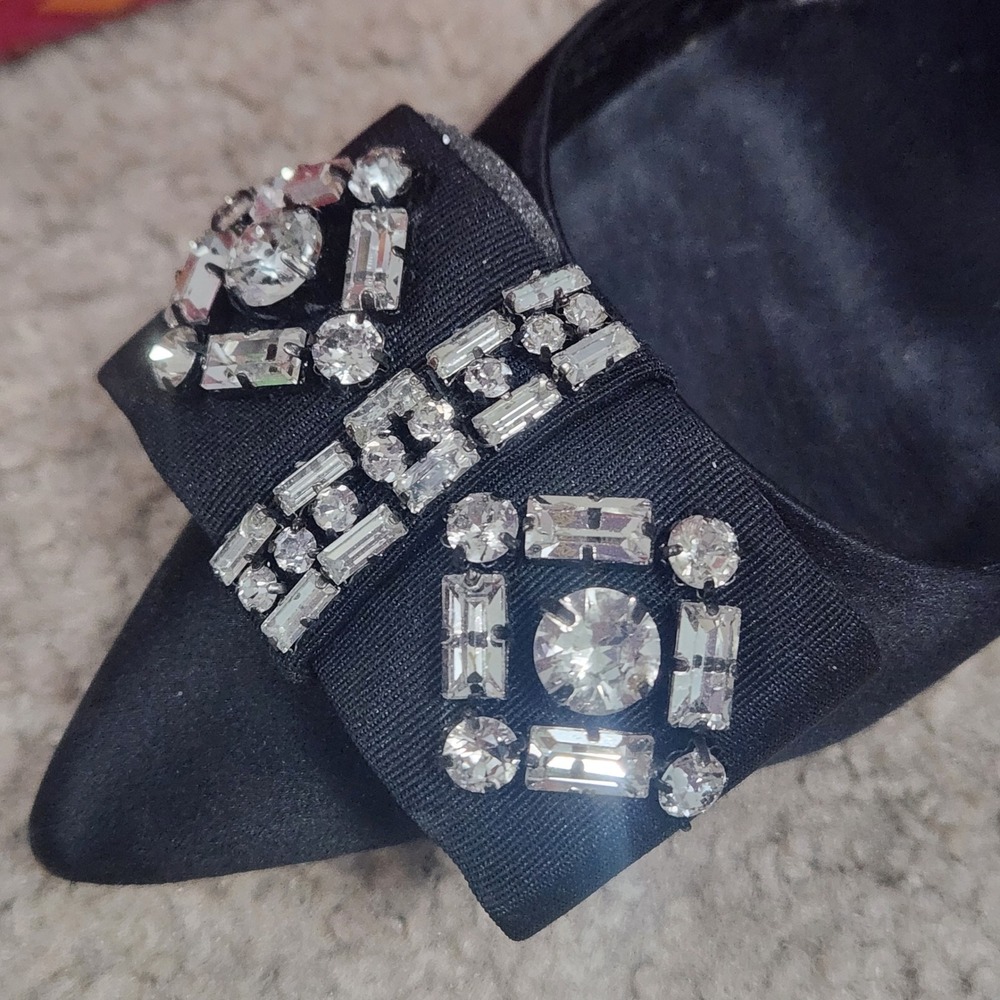 Tory Burch Aria Pump Black Satin Crystal Bow Pointed Toe Heels 7M Regency Royal - Picture 3 of 8